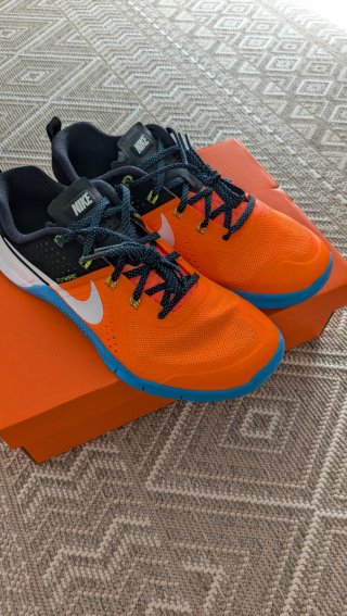 Nike Metcon 10 (OG) Naranja y Azul 42