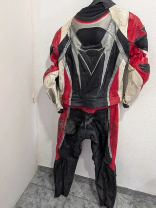 Mono  dos piezas, Dainese Cuero Rojo/Blanco/Negro