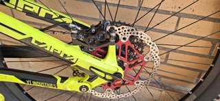 YT Capra CF