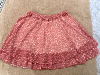 Falda corta con estampado floral