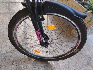 Bicicleta Licorne Montaña Negra y Rosa