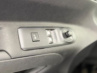 Peugeot Partner Pro Standard 600kg BlueHDi 73kW