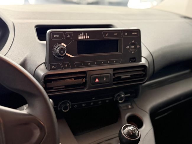 Peugeot Partner 2019, foto 10