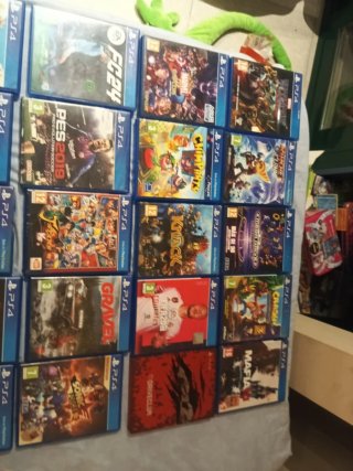 PS4 Juegos Varios (Resident Evil, FIFA, Crash)