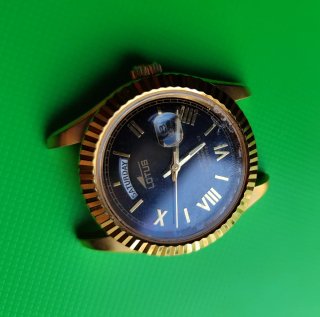 Reloj Lotus para reparar
