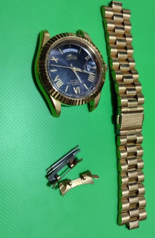 Reloj Lotus para reparar