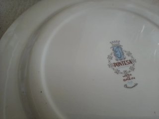 Vajilla porcelana blanca ribete dorado Pontesa