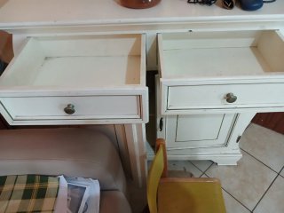 Credenza bianca in legno