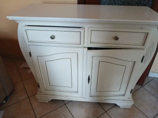 Credenza bianca in legno