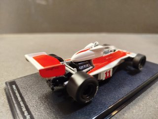 McLaren Ford M23 1976 Escala 1:43