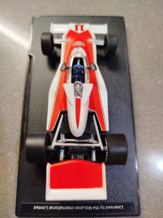 McLaren Ford M23 1976 Escala 1:43