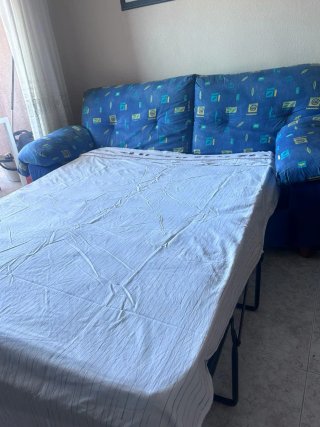 Sofá Cama Azul con Estampado Multicolor