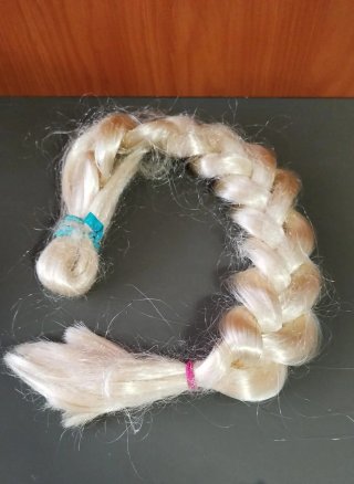 Peluca rubia trenzada - gratis