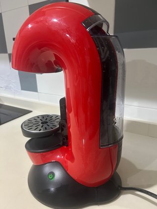 Cafetera Nescafé Dolce Gusto Roja