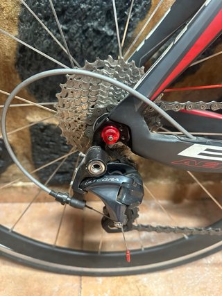 Bicicleta Triatlón BH sin las ruedas
