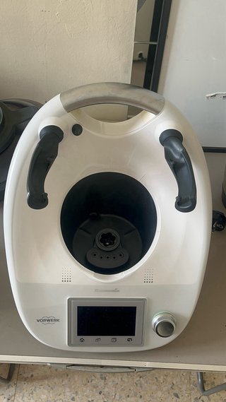 Thermomix TM5 con 5 meses de garantía