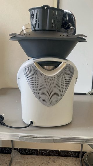 Thermomix TM5 con 5 meses de garantía