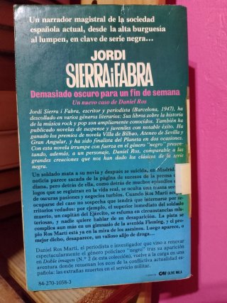 Libro "Demasiado oscuro para un fin de semana"