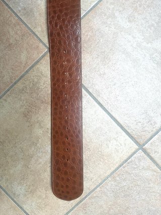 Cintura pelle vintage con catena e fibbia