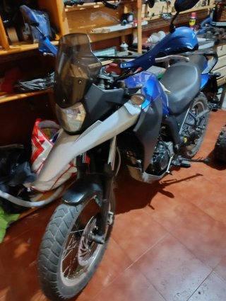 Derbi Terra 125 Enduro Negra