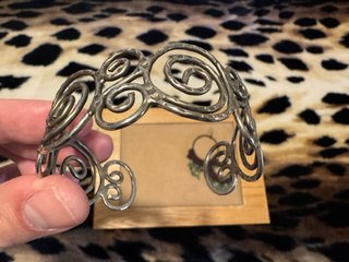 Set orecchini e bracciale da donna