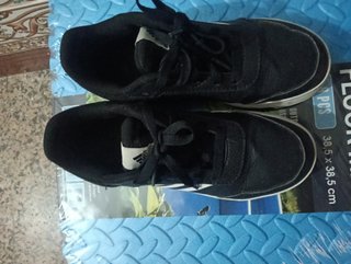Zapatillas Adidas Niños Talla 35.5 Negras