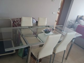 Mesa de salón con 4 sillas mesa extensible ancho