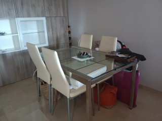 Mesa de salón con 4 sillas mesa extensible ancho