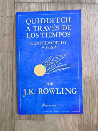 2 libros Harry Potter: Animales y Quidditch