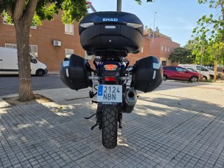 Suzuki V-Strom 1050 DE Azul/Blanca con MALETAS