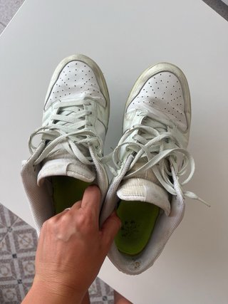 Zapatillas Nike Dunk Blancas y Verdes