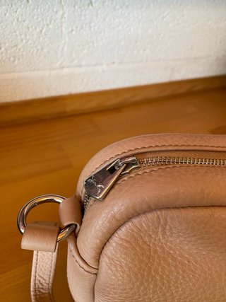 Bolso bandolera Bimba y Lola piel rosa maquillaje