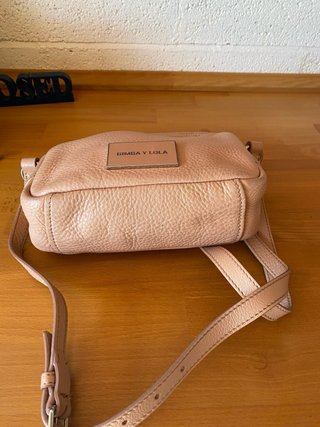 Bolso bandolera Bimba y Lola piel rosa maquillaje