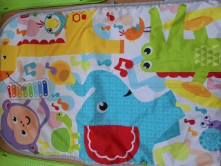 Alfombra con piano de actividades Fisher-Price