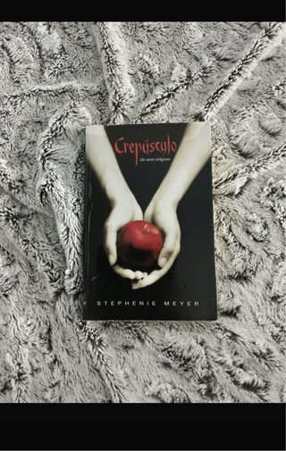 Saga de libros crepúsculo