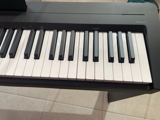 Pack Teclado Yamaha P145B + Soporte L100B
