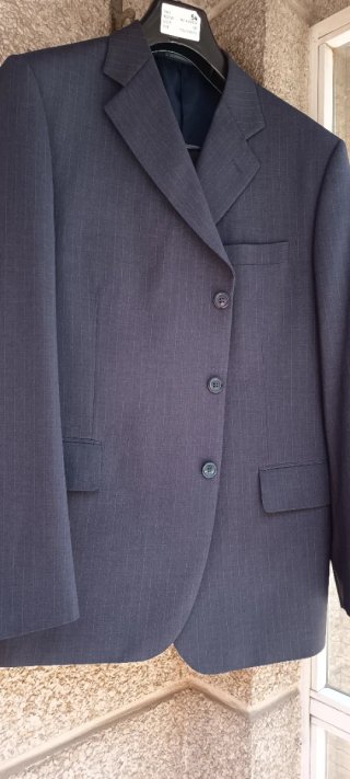 Traje de caballero gris raya diplomática