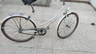 Bicicleta Clásica Blanca Rabasa