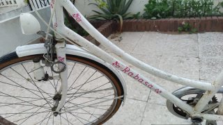 Bicicleta Clásica Blanca Rabasa