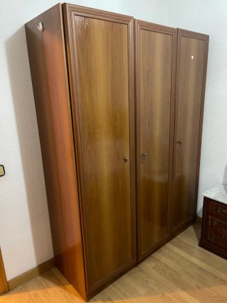 Mueble de entrada con espejo