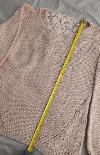 Jersey beige con encaje