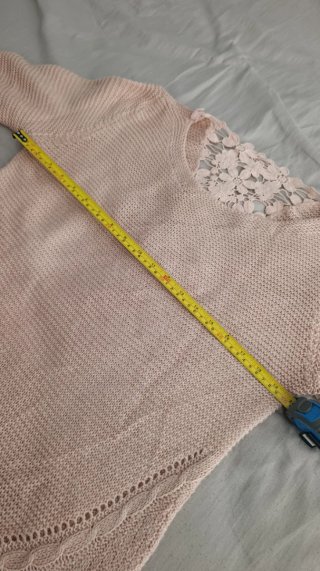 Jersey beige con encaje