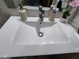 Mueble de baño con lavabo