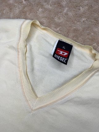 Camiseta Diesel Vintage Y2K Minimalista