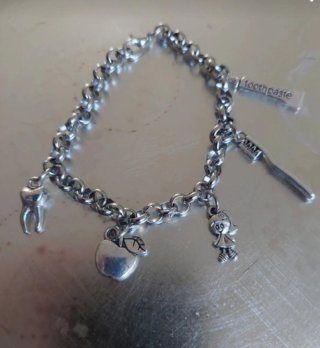 Pulsera Dental con Dijes