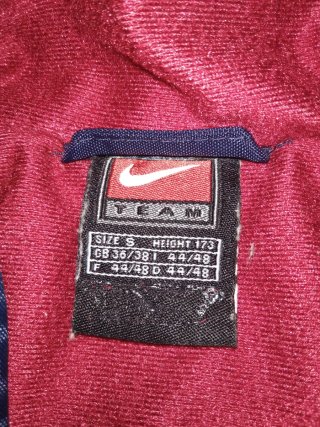 Parka Nike F.C. Barcelona Azul y Rojo