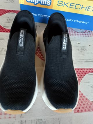 Scarpe Skechers Go Walk nere e bianche  trattabili
