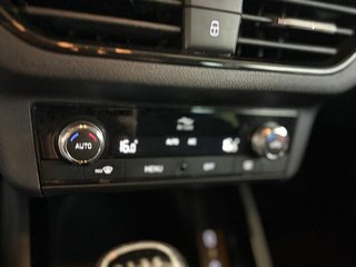 Skoda Kamiq AMBIT	1.0 TSI 81KW (110CV) AMBITION PACK KAMIQ TECHNO PLUS AMBITION^