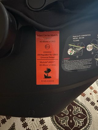 Silla de coche para bebé negra