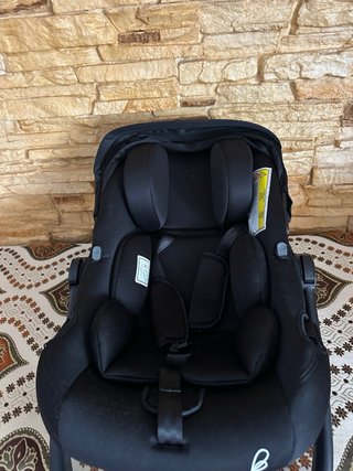 Silla de coche para bebé negra